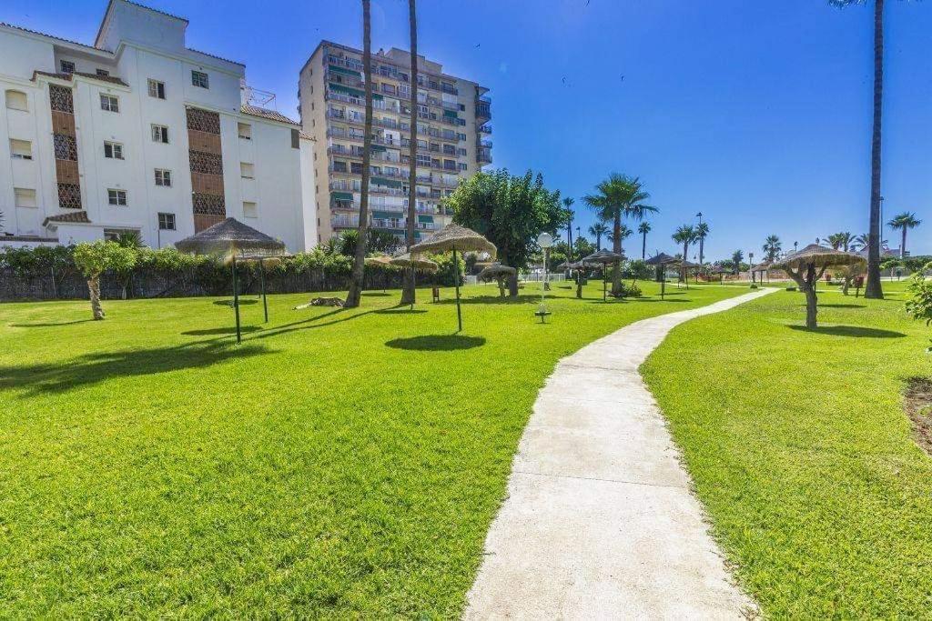 Nice And Cozy Studio At The Beachfront Benalmadena Ngoại thất bức ảnh