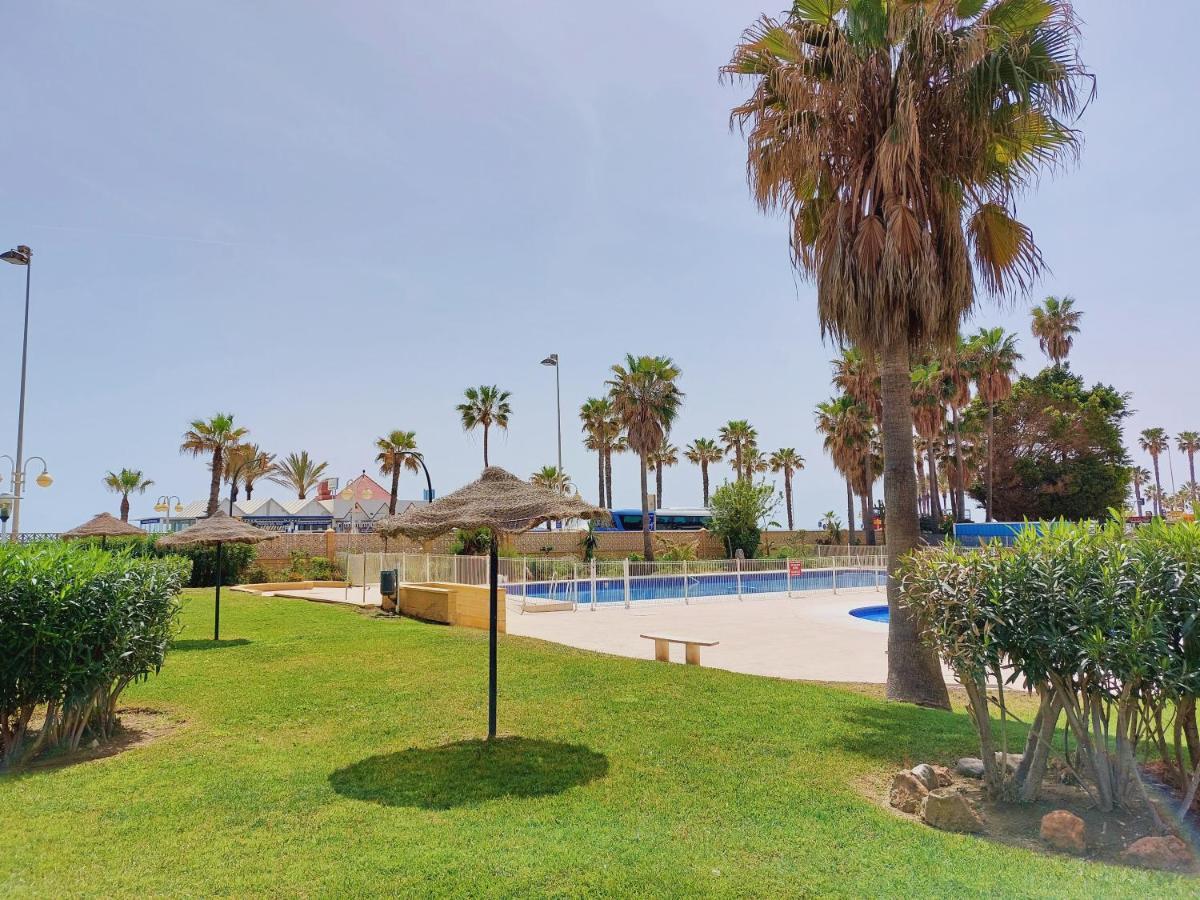 Nice And Cozy Studio At The Beachfront Benalmadena Ngoại thất bức ảnh